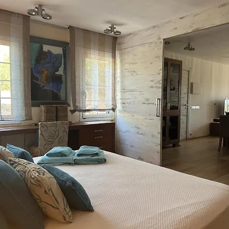 شقة Es Castell 05 By Som Menorca